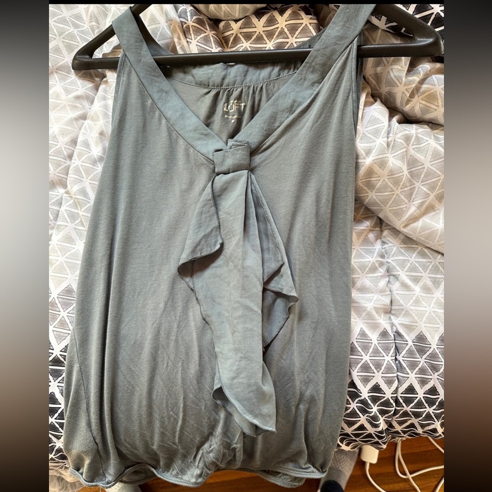 Ann Taylor Loft Sleeveless Top